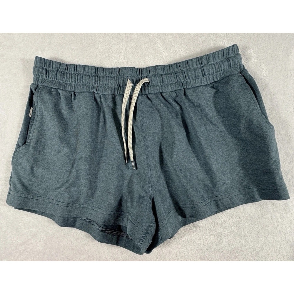 Vuori Shorts Women's Sz M Green Halo Performance Logo 2.0 Drawstring